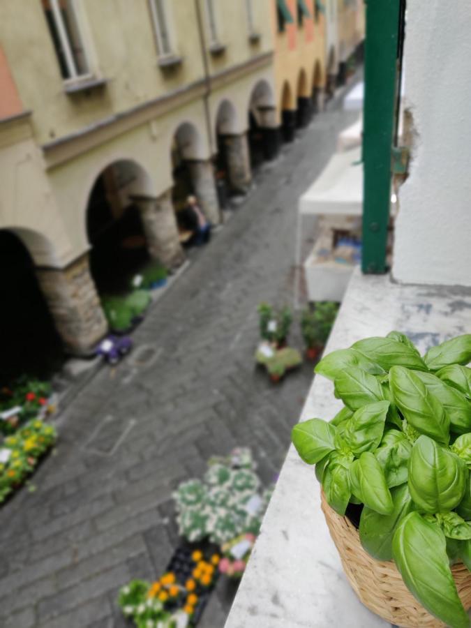 Vista Sul Carruggio, Centro Storico Di Chiavari Exteriér fotografie